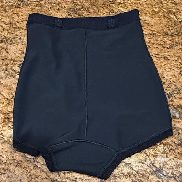 Post Surgery Compression Garment - Picture 2 of 5